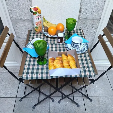 Santa Catarina Patio Apartment - Washer Machine