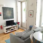 Santa Catarina Patio - With Washer Machine Oporto