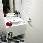 Santa Catarina Patio - With Washer Machine * Oporto